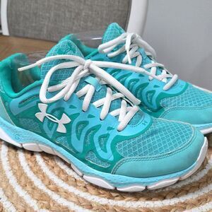 Under Armor Micro G // Athletic Mint Shoes // Size 7.5